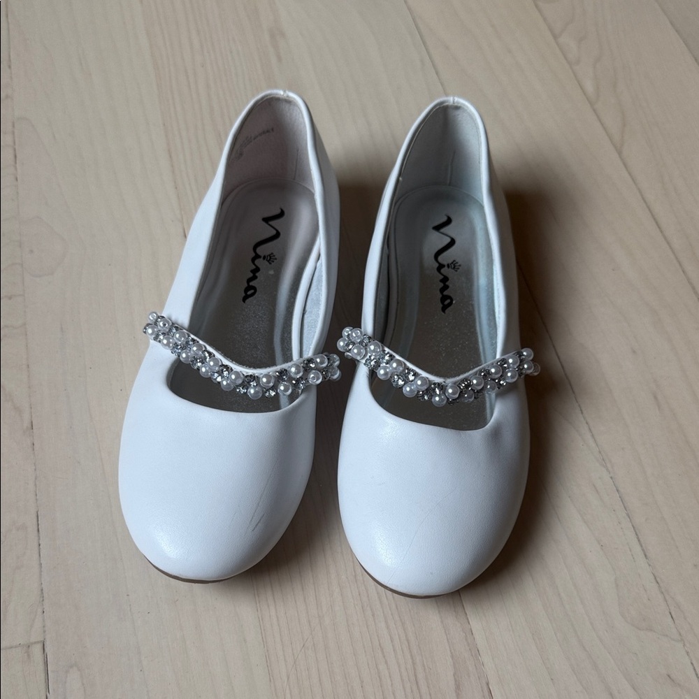 Nina Kids Elegant White Pearl Dress Shoes